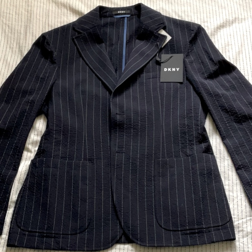 DKNY 38s Navy Blue & Stripe Lightweight Blazer, 97%wool, 3%Spandex, NWT